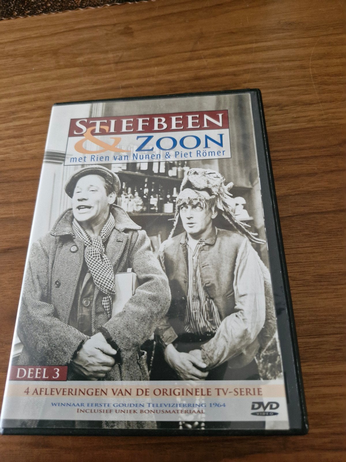 Stiefbeen & Zoon Deel 3 DVD - Originele TV-serie, Cd's en Dvd's, Dvd's | Tv en Series, Alle leeftijden, Nederlands, Komedie, Seizoen 3