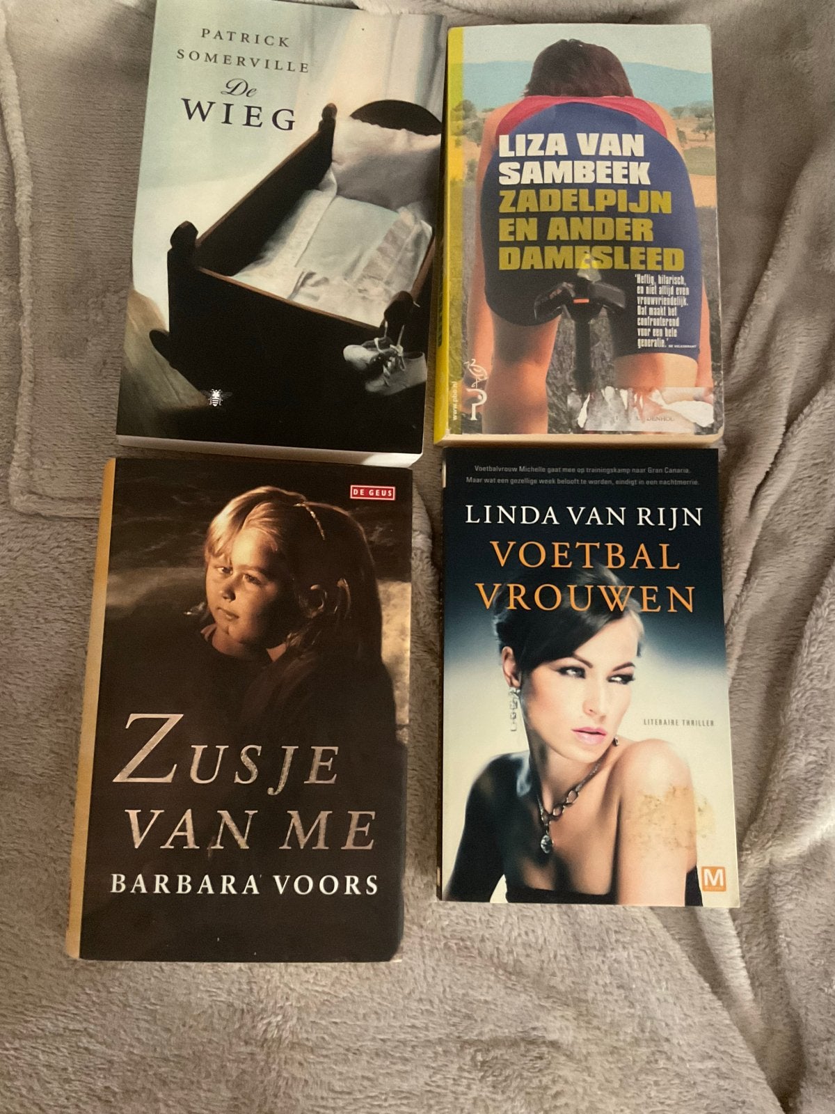 Leesvoer voor de vakantie: 4 boeken voor ontspanning, Ophalen of Verzenden, Gelezen, Nederland