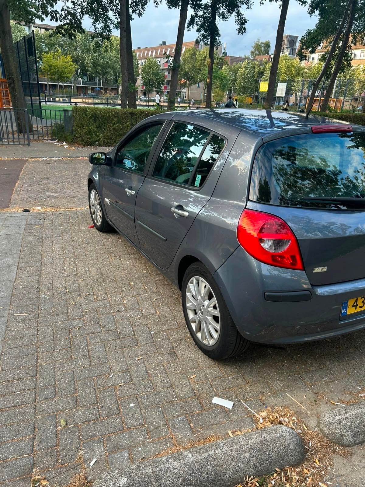 Renault Clio 1.2 TCE 5-DRS 2008 Blauw, Auto's, Voorwielaandrijving, 535 kg, 4 cilinders, Blauw