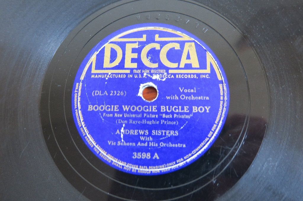 Andrews Sisters Boogie Woogie Bugle Boy 78rpm 78 toeren WWII, Gebruikt, 10 inch, Ophalen of Verzenden, Pop