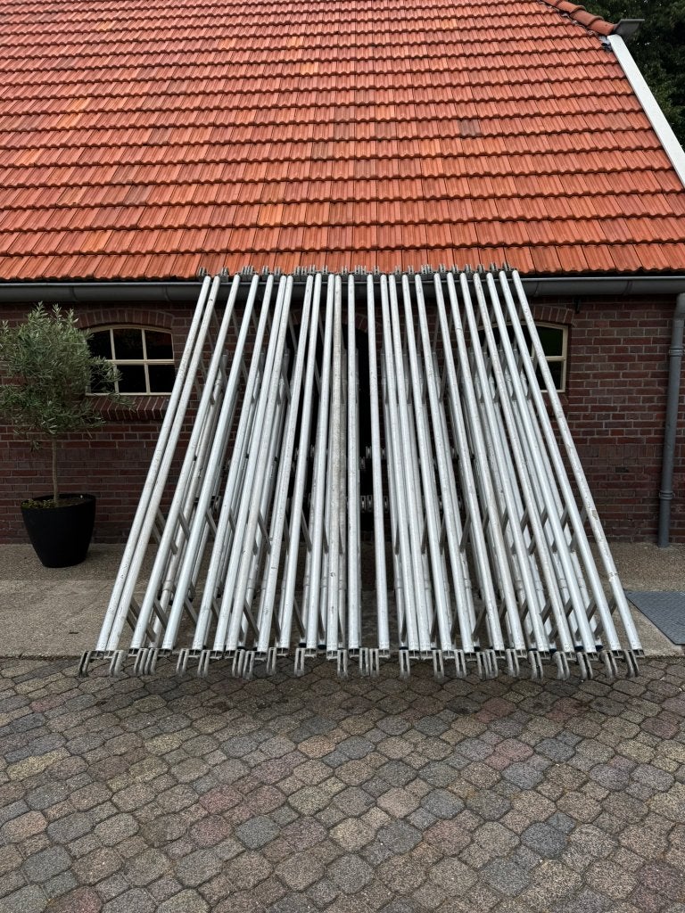Skyworks leuningen - 12 Stuks - 3.000 CM, Doe-het-zelf en Verbouw, Steigers, Ophalen of Verzenden, Gebruikt, Rolsteiger of Kamersteiger