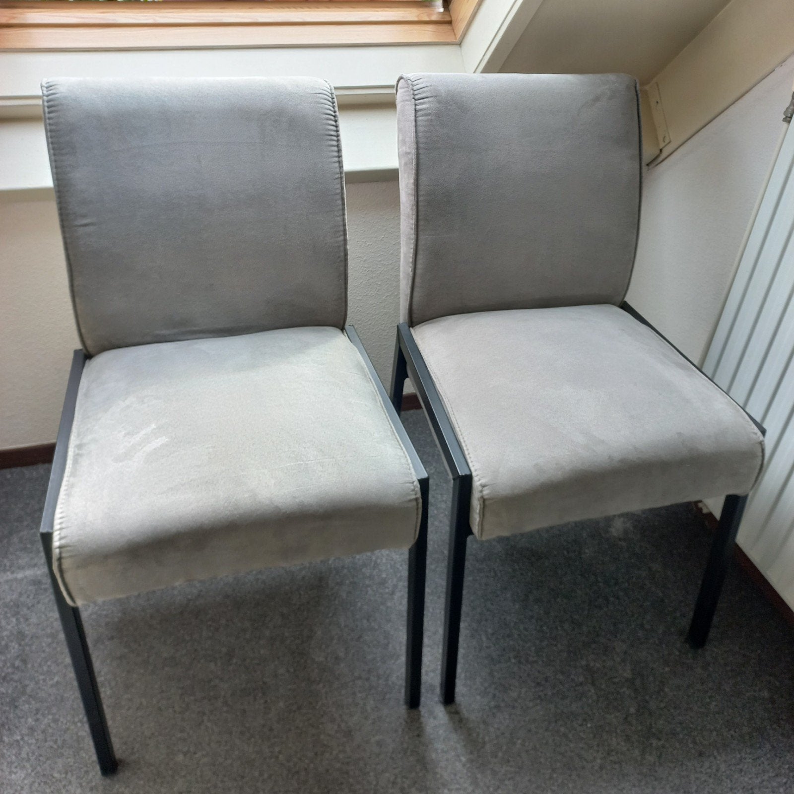 4 Prachtige stoelen, kleur grijs., Ophalen, Zo goed als nieuw, Grijs