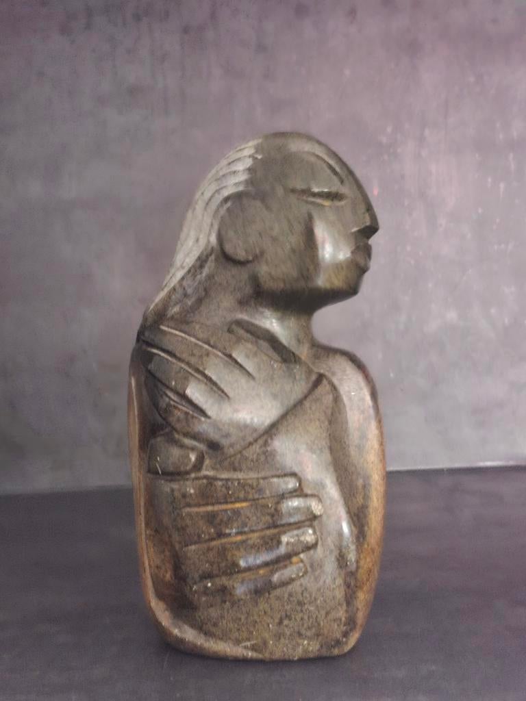 Gedion Nyanhongo - Sculpture of Zimbabwe springstone!(26cm), Antiek en Kunst, Ophalen of Verzenden, Handgemaakt, 20 - 50 cm, Overige materialen