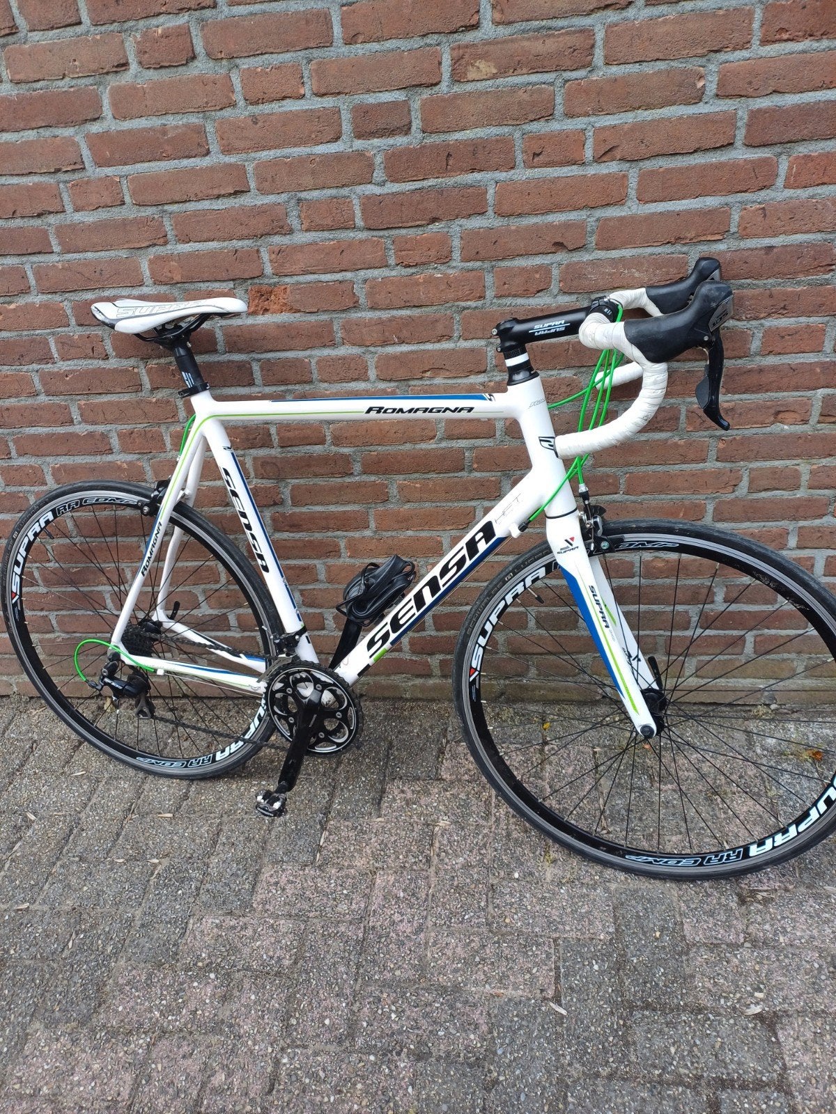 Mooie witte Romagna Senza racefiets, zo goed als nieuw, Fietsen en Brommers, Ophalen of Verzenden, Zo goed als nieuw, Overige merken