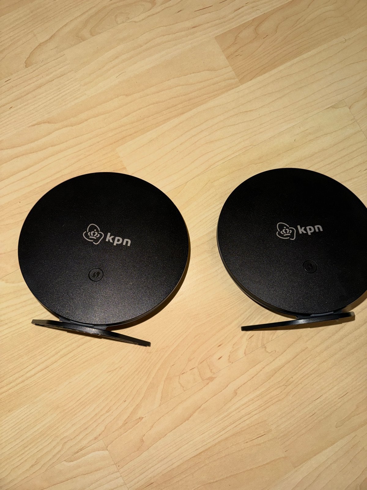 KPN SuperWifi punten (2 stuks), Ophalen of Verzenden, Zo goed als nieuw, Router
