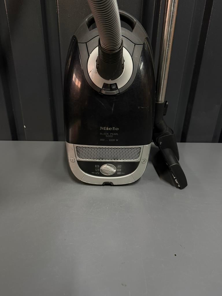 Miele stofzuiger c2 2200w, Witgoed en Apparatuur, Stofzuigers, Miele, Miele, Ophalen of Verzenden, Miele
