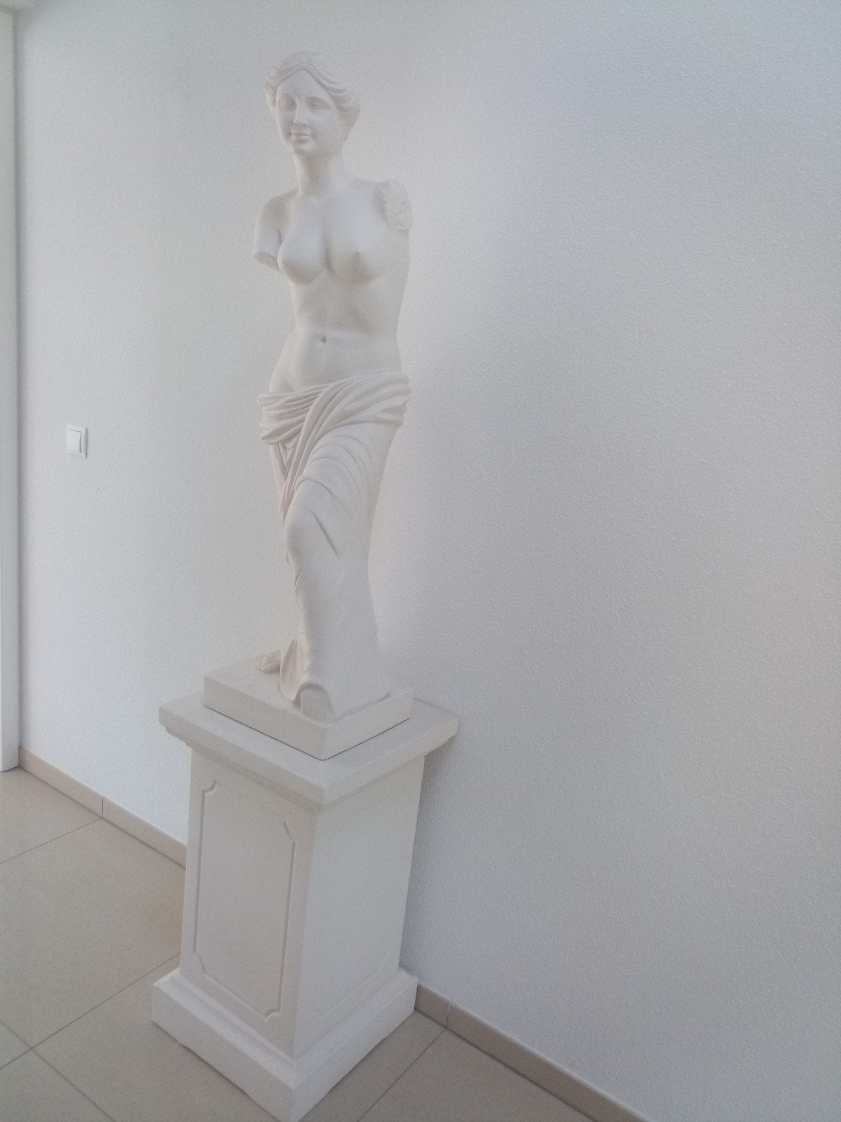 Groot Standbeeld- Vrouwenlichaam, Ophalen, Gips, Meer dan 2 meter, Wit