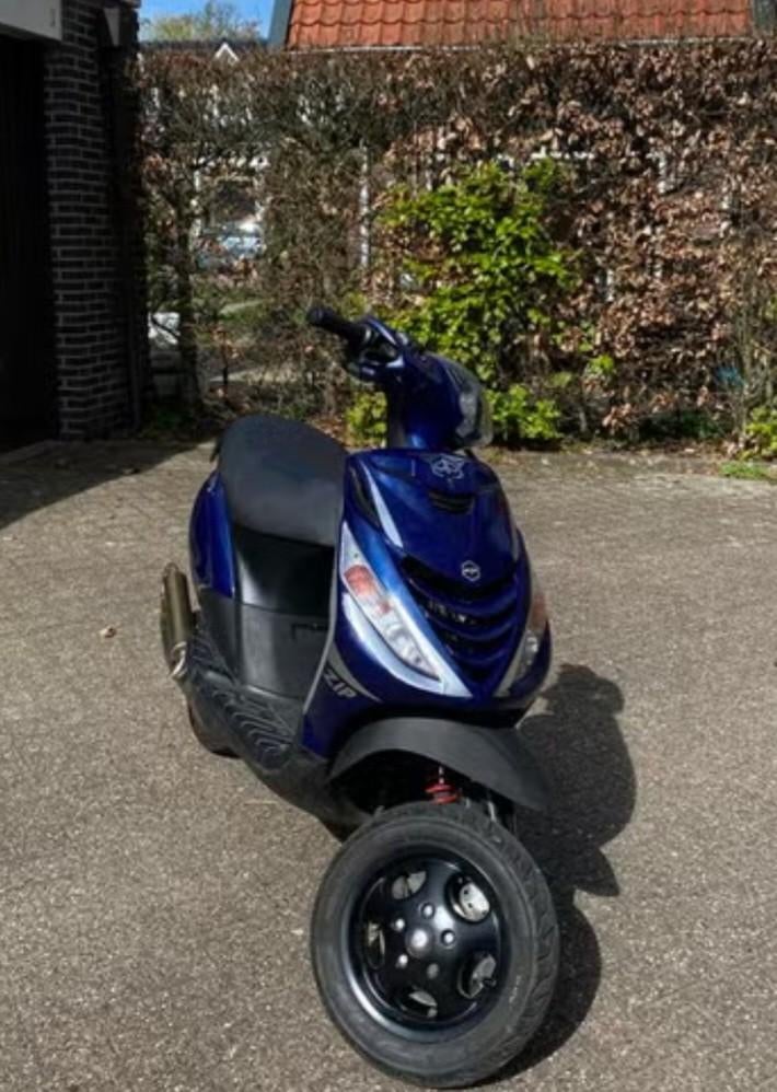 Gezocht: 2takt Zip, Aerox, Beta RR50, Zip Type 3 of Surron, Ophalen of Verzenden