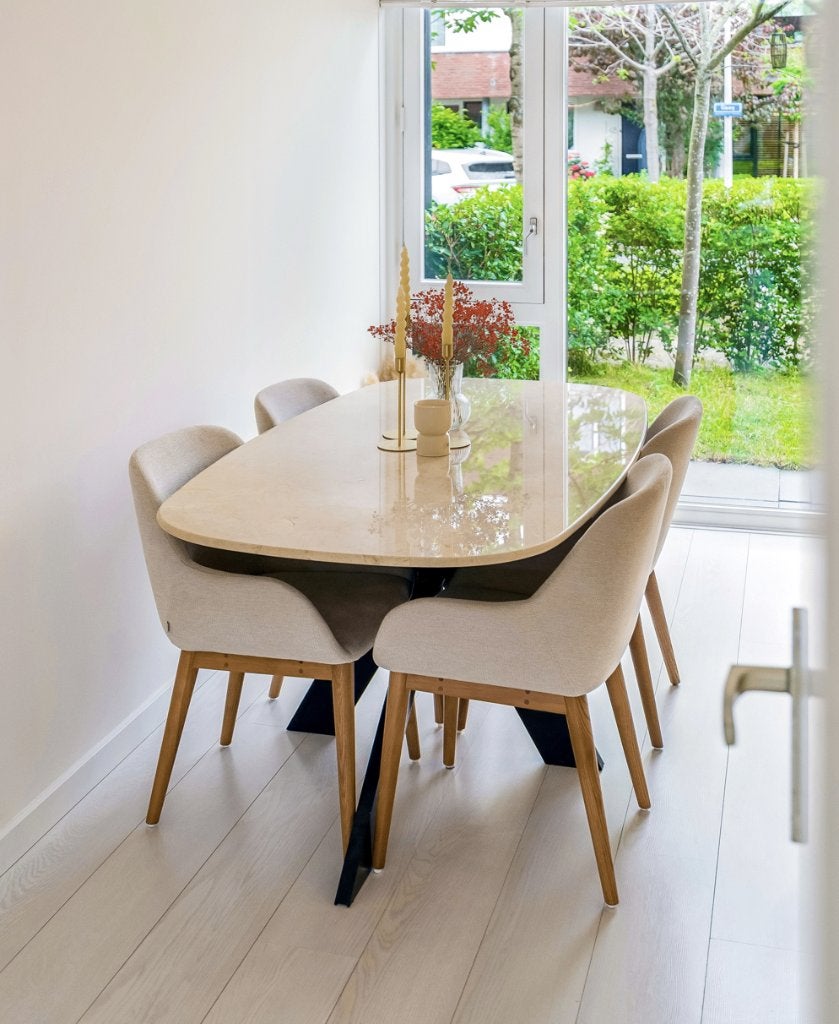 Moderne ovale eettafel 160x90 cm met Roman onderstel, Ophalen, 50 tot 100 cm, Zo goed als nieuw, 150 tot 200 cm
