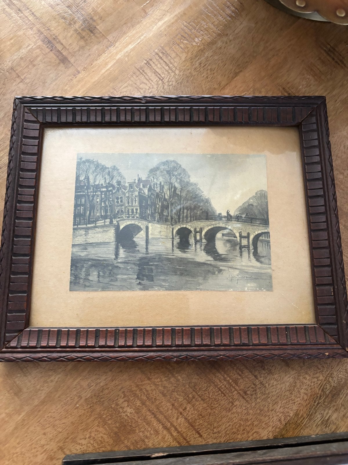 Oud schilderijtje van Amsterdamse gracht, Ophalen