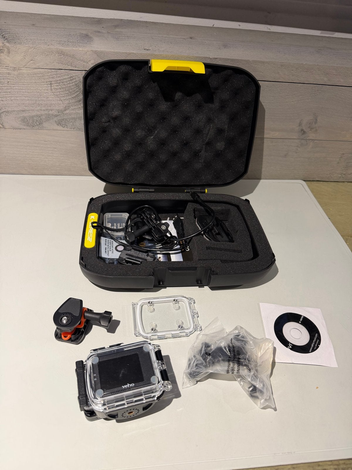 Muvi K-Series Action Camera met accessoires, Overige merken, Gebruikt, Ophalen of Verzenden, Nvt