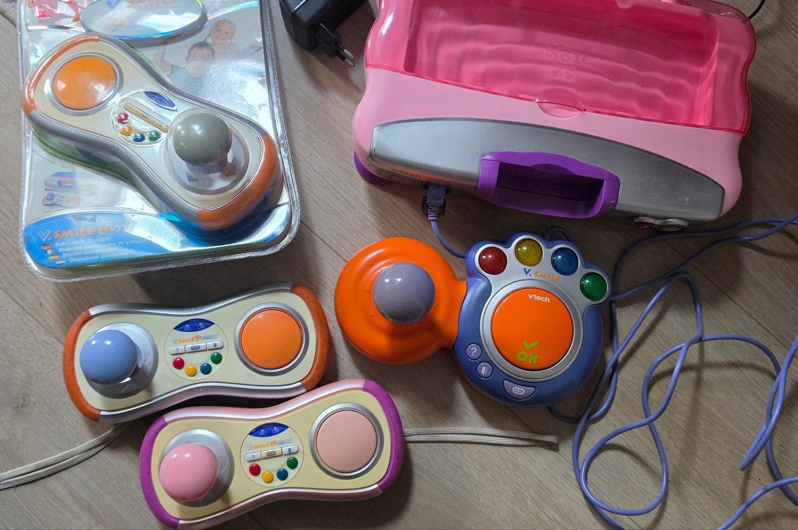vtech vsmile motion met 23 spelen, Spelcomputers en Games, Verzenden, Gebruikt