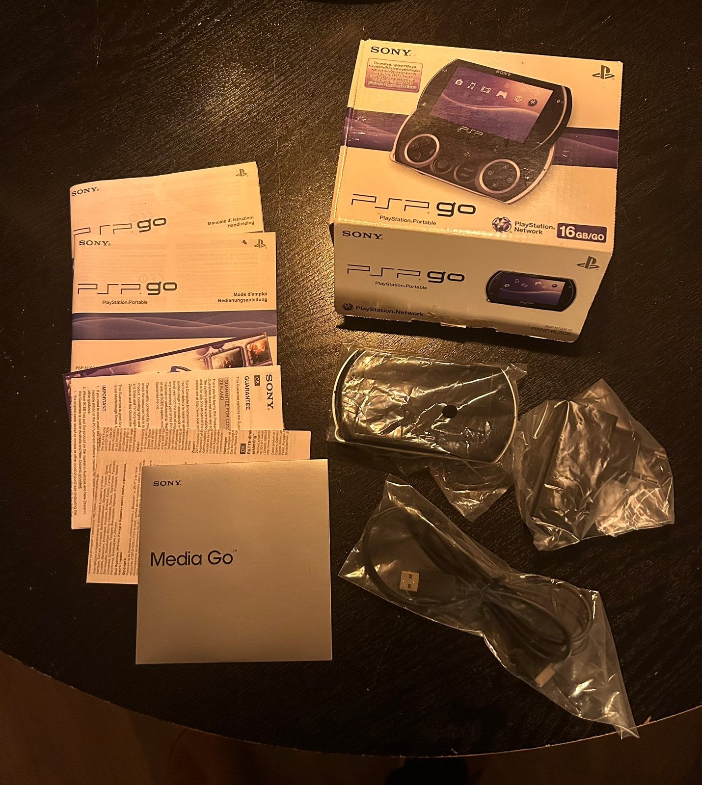 PSP Go, Ophalen of Verzenden, Zo goed als nieuw, Zwart
