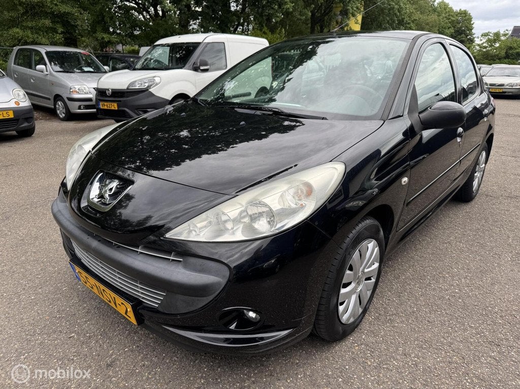Peugeot 206 + 1.4 XS 173.DKM AIRCO / ECC 5-DRS APK 09-01-202, Voorwielaandrijving, 206+, Stof, 31 €/maand