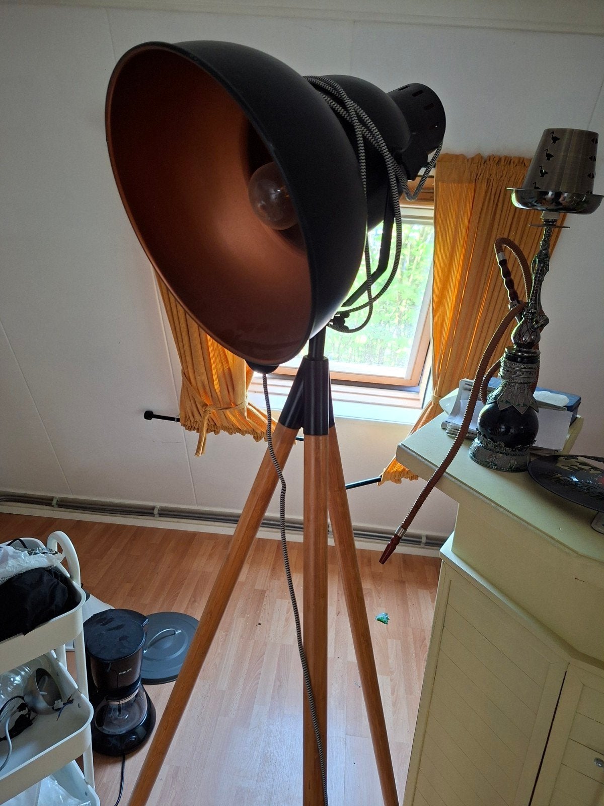 Mooie spotlamp op driepoot - Studio look, Ophalen, Gebruikt, E27 (groot), Industrieel, Modern, Studio
