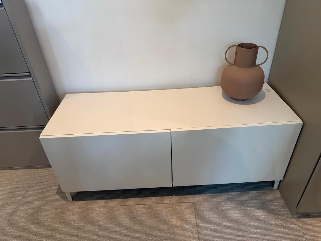 Ikea BESTÅ tv meubel wit, Huis en Inrichting, Kasten | Televisiemeubels, Ophalen, Minder dan 50 cm, Overige houtsoorten, Zo goed als nieuw