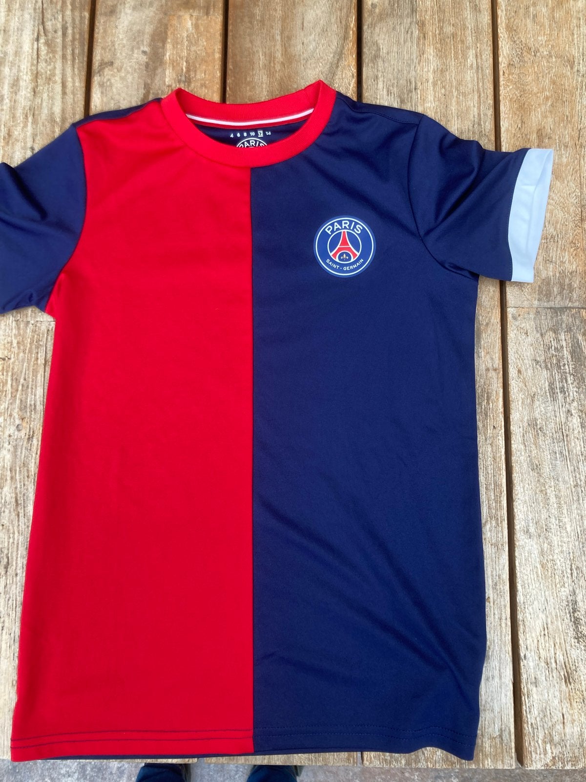PSG Voetbalshirt Rood/Blauw - Maat 12, Ophalen of Verzenden, Zo goed als nieuw, Jongen, Shirt of Longsleeve