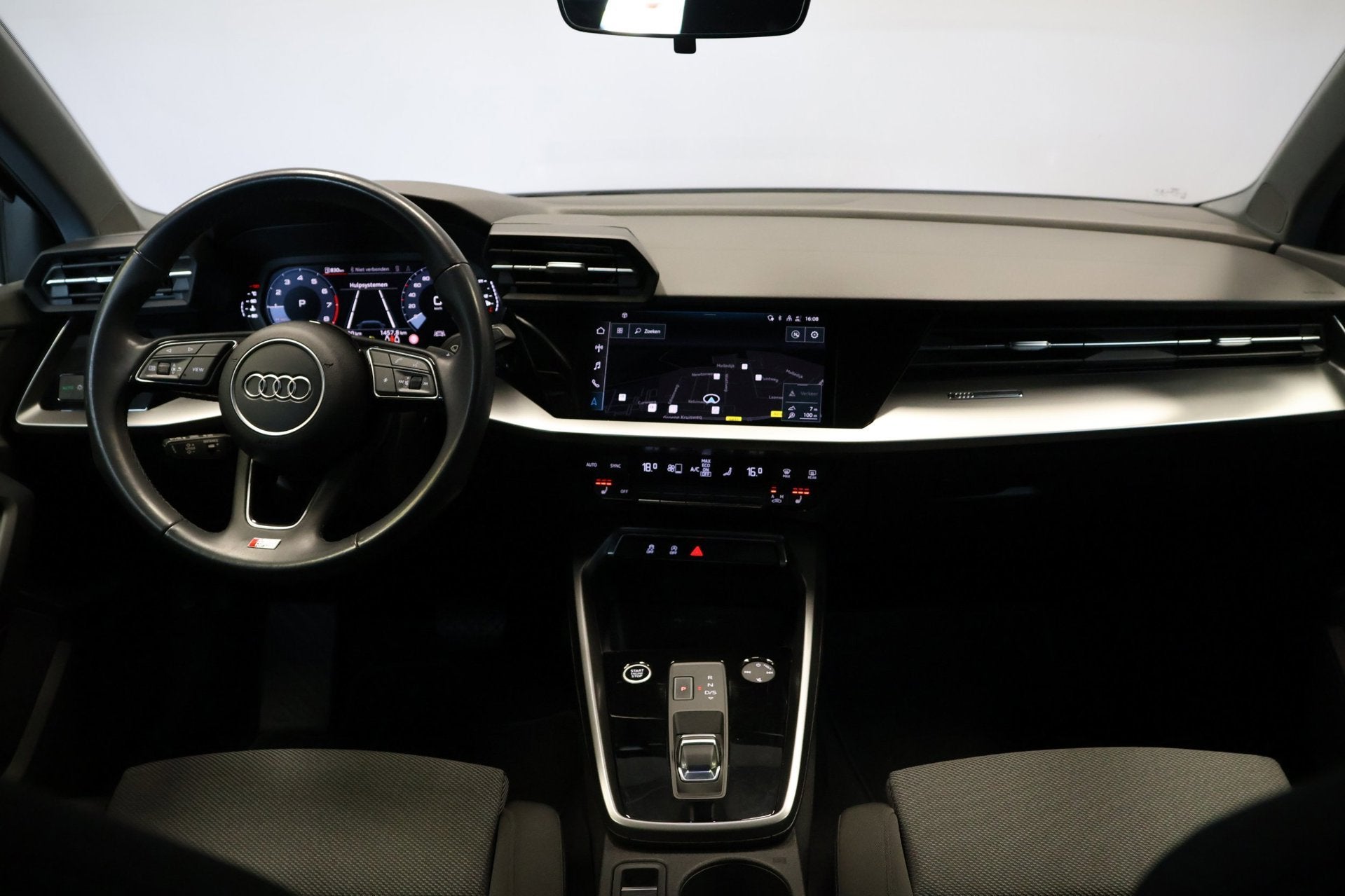 Audi A3 Sportback 30 TFSI Advanced edition |Cam|Stoelverwamr, Auto's, Stof, Gebruikt, Adaptive Cruise Control, Origineel Nederlands