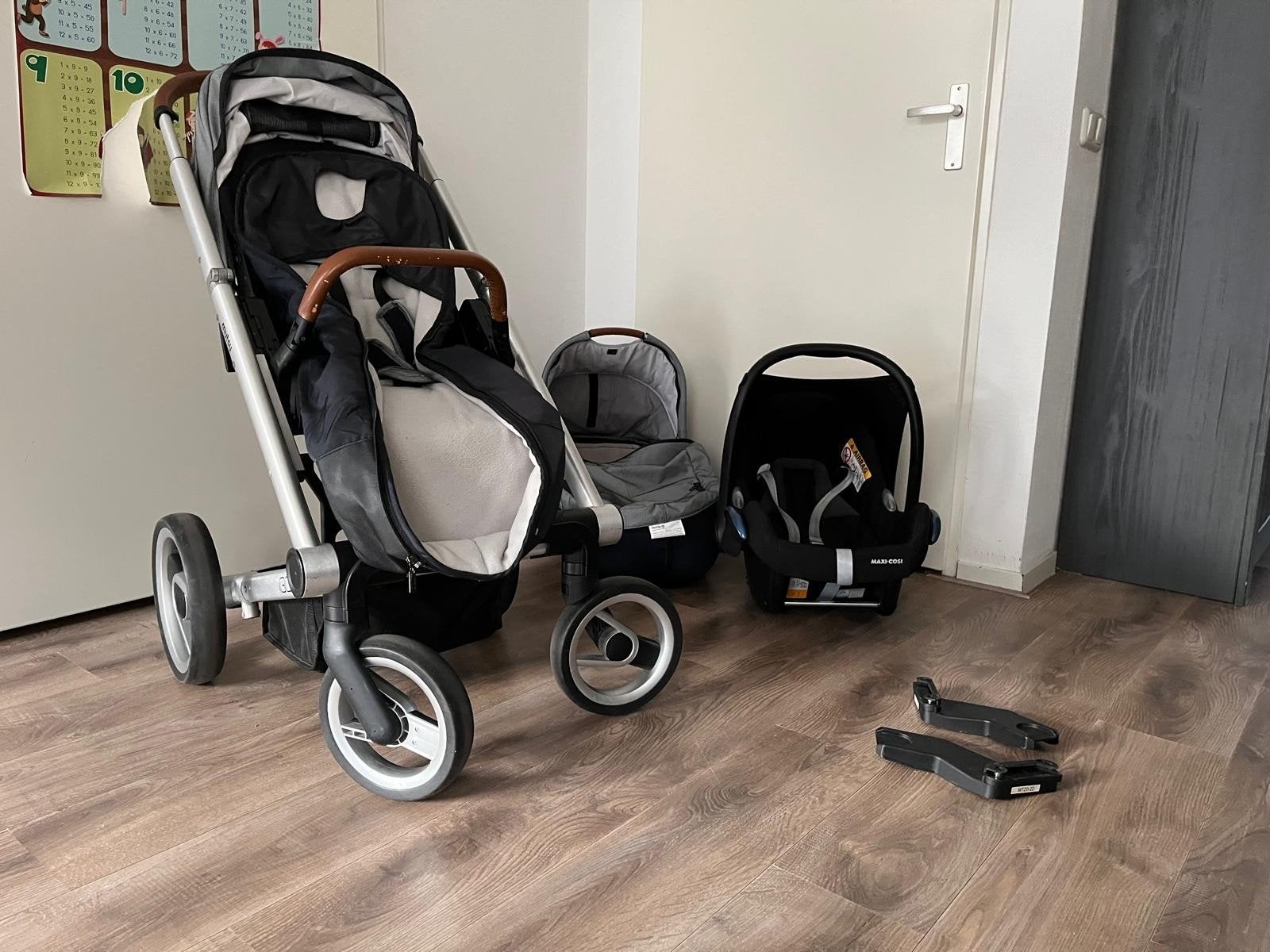 Mutsy Igo Combiwagen met Maxi-Cosi en Reiswieg, Ophalen