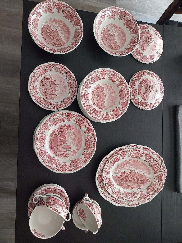 Wedgwood “Royal Homes of Britain – Windsor Castle” servies, Ophalen