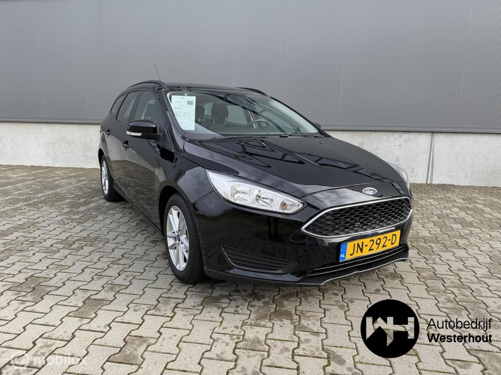 Ford Focus Wagon 1.0 Trend Navi Airco NAP NWE APK, 101 pk, Gebruikt, Euro 6, Zwart