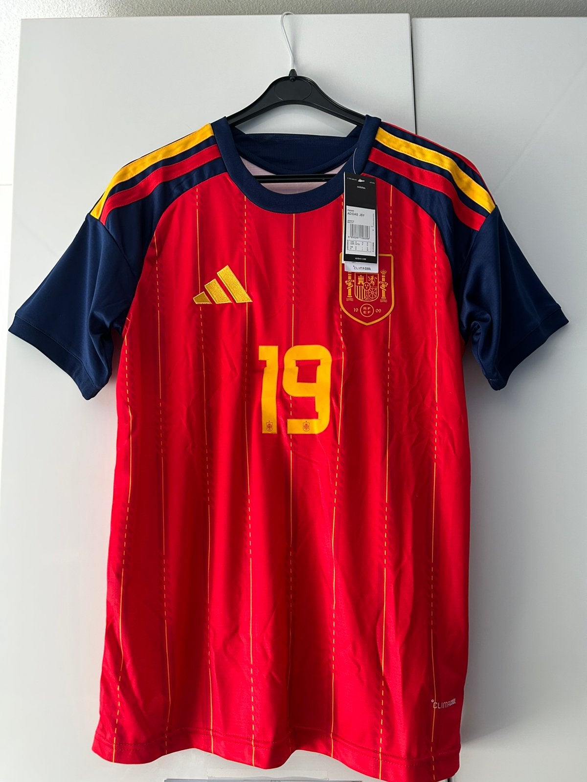 Lamine Yamal voetbal shirt maat S, Sport en Fitness, Voetbal, Ophalen of Verzenden, Zo goed als nieuw, Shirt
