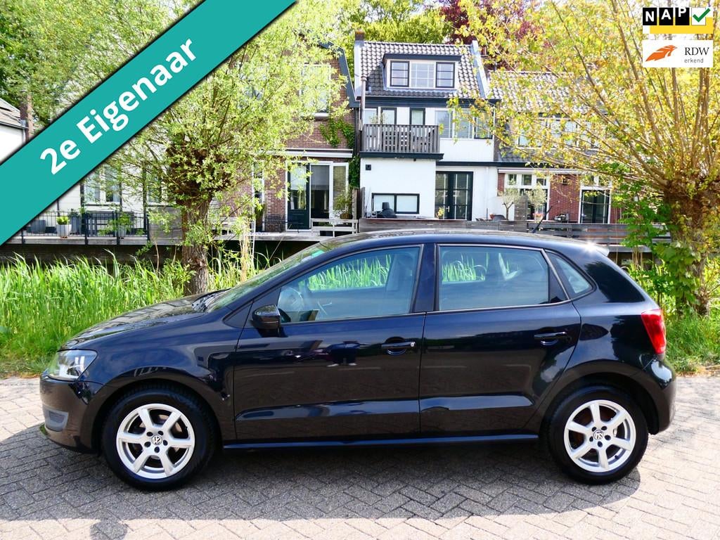 Volkswagen Polo 1.4-16V 86pk 5-deurs 2e eig. Airco Cruise Na, Voorwielaandrijving, 4 cilinders, Zwart, Origineel Nederlands