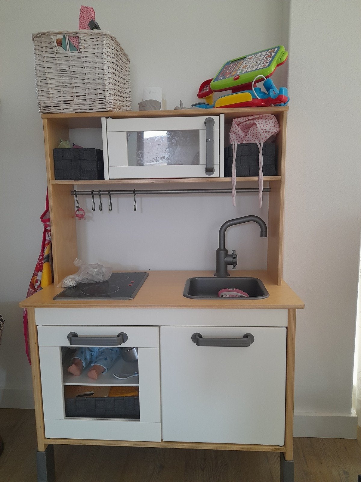 ikea keukentje zgan, Ophalen, Zo goed als nieuw