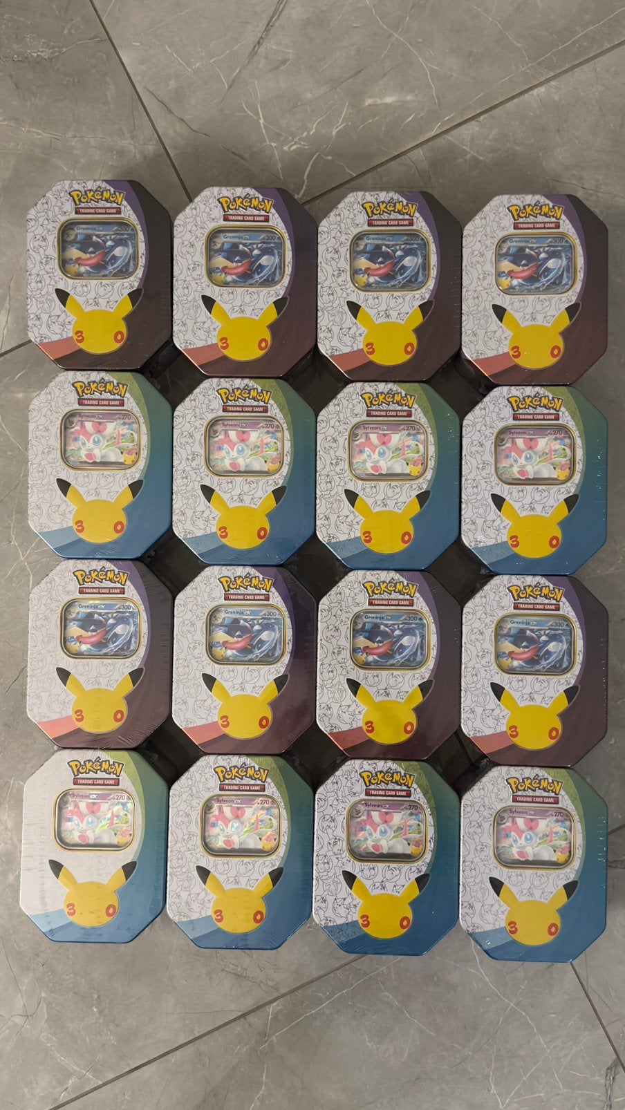 Pokemon 30th Anniversary Sylveon en Greninja Tin