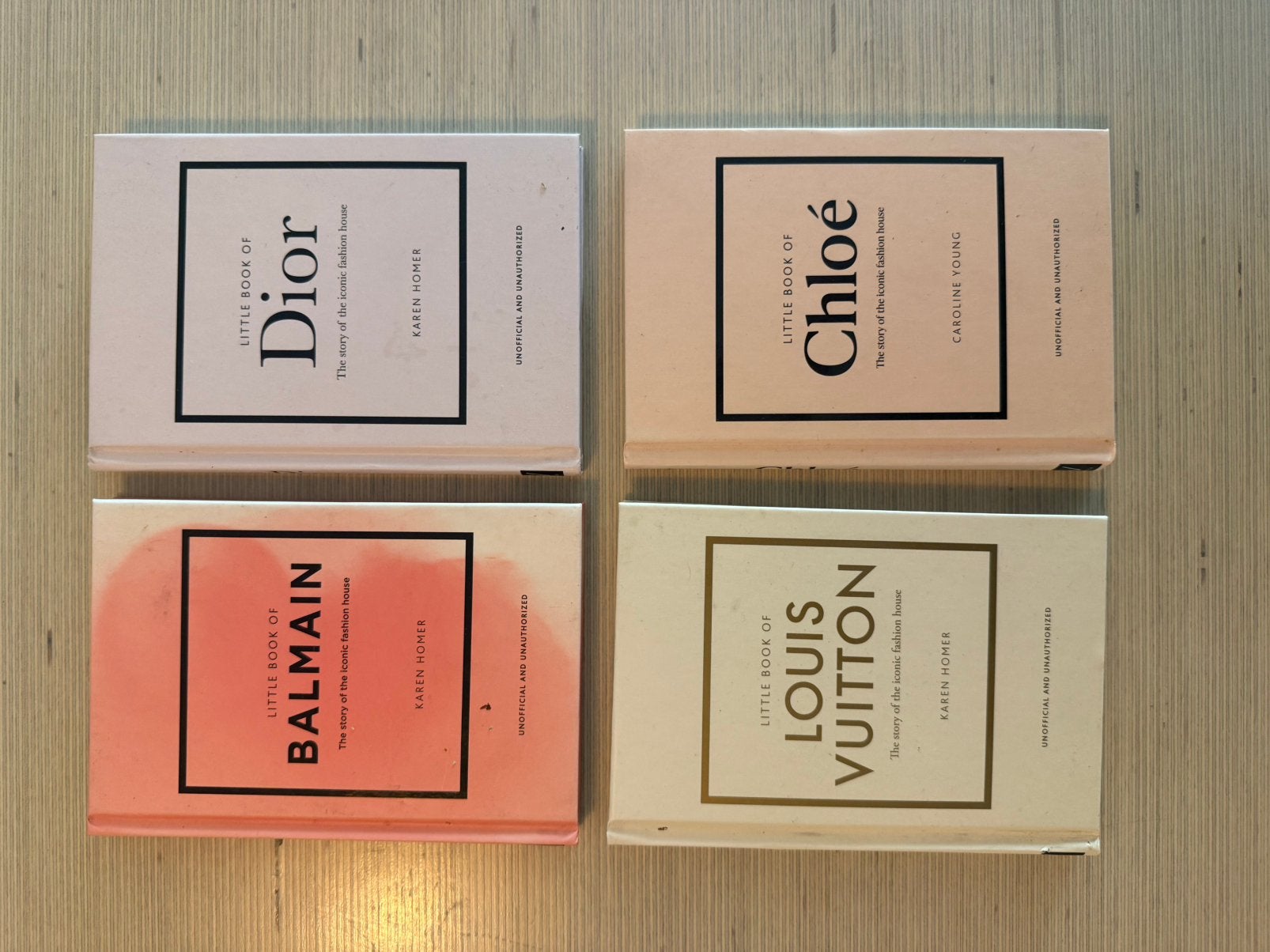 Little Book of Fashion: Dior, Balmain, Louis Vuitton, Chloé, Ophalen of Verzenden, Zo goed als nieuw, Couturiers
