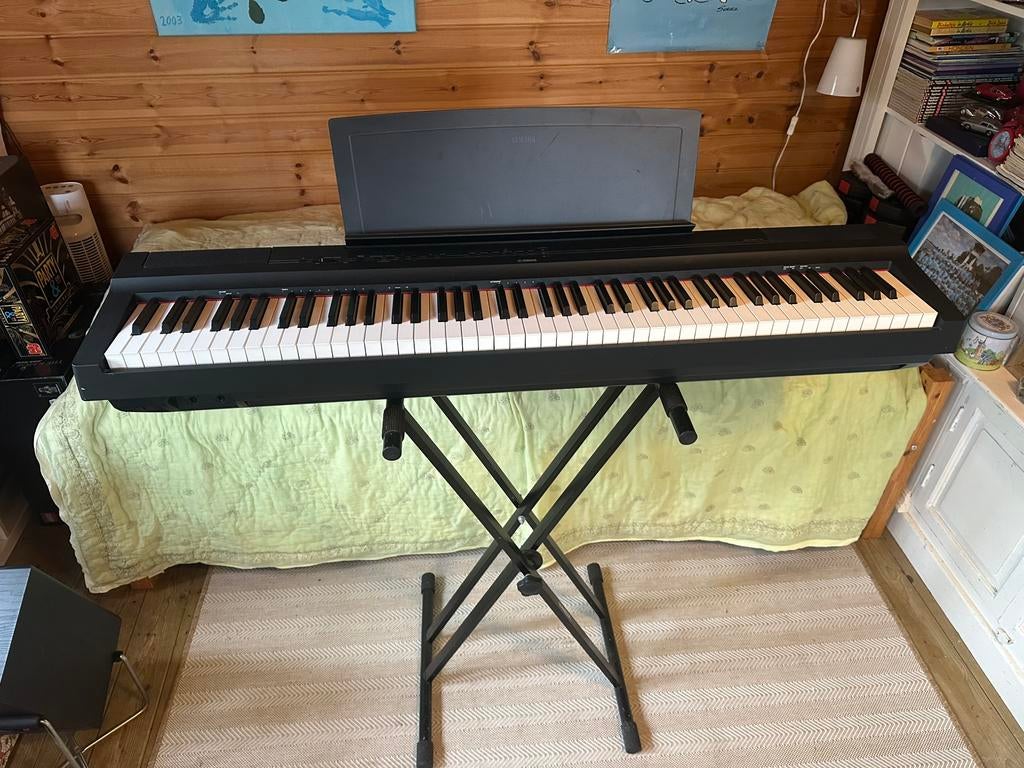 Yamaha P-125 B Digitale Piano (Zwart), Muziek en Instrumenten, Ophalen of Verzenden, Zo goed als nieuw, Zwart