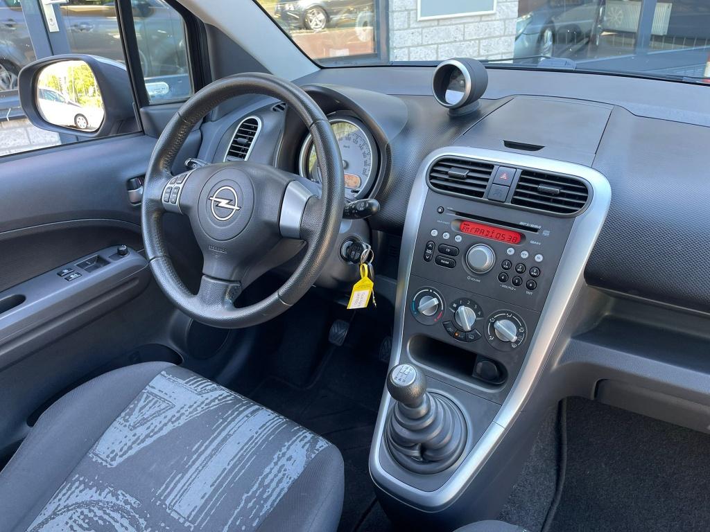 Opel Agila