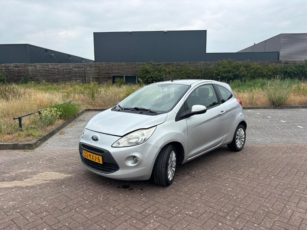 Ford Ka 1.2 51KW 2010 Grijs, Voorwielaandrijving, USB, Stof, 1242 cc