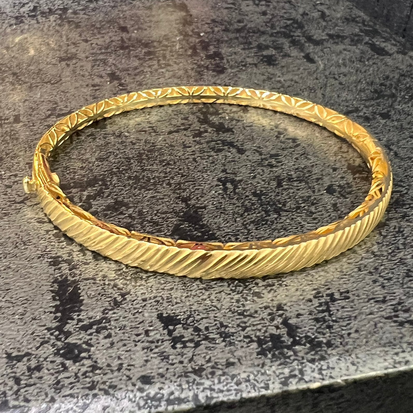 18 karaats gouden slavenarmband nieuw armband, Sieraden, Tassen en Uiterlijk, Ophalen of Verzenden, Nieuw, Goud