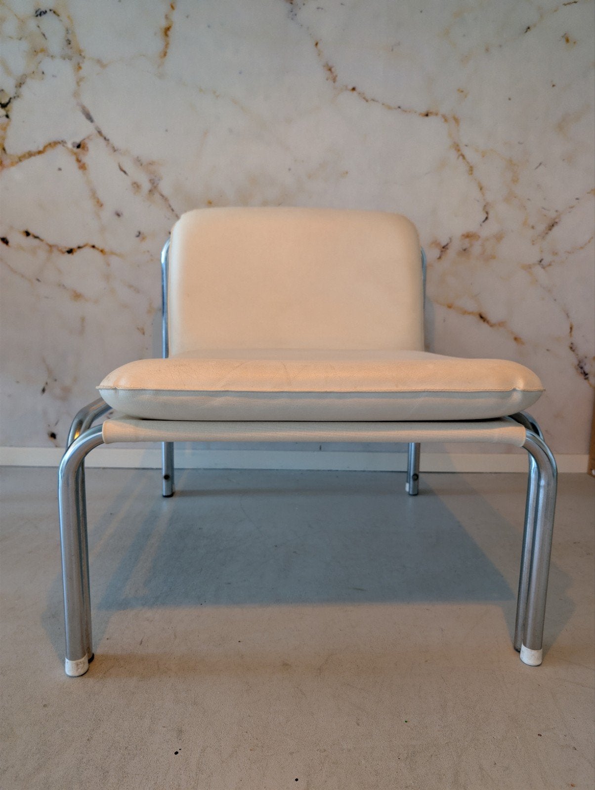 Vintage space age buisframe fauteuil (stoel), 2 stuks, Huis en Inrichting, Fauteuils, Ophalen, 75 tot 100 cm, 50 tot 75 cm