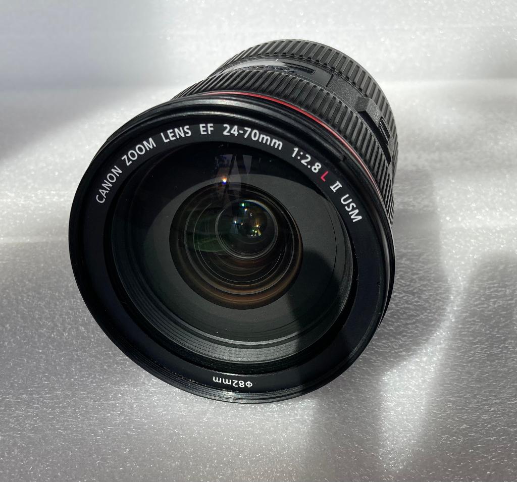 Canon Zoom Lens EF 24-70mm f/2.8L II USM, Ophalen, Zo goed als nieuw, Standaardlens, Zoom