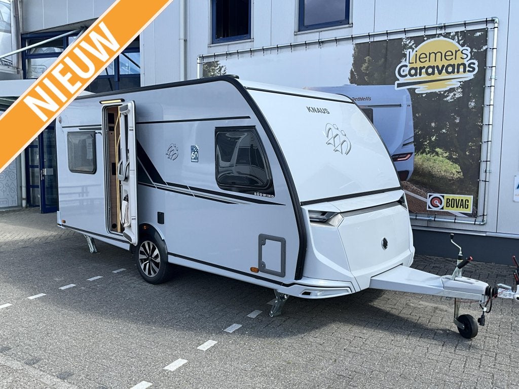Knaus Sudwind Black Selection 450 FU VLOERVERW-LUXE, Caravans en Kamperen, Caravans, Schokbreker, Rondzit, Bedrijf, Overige typen