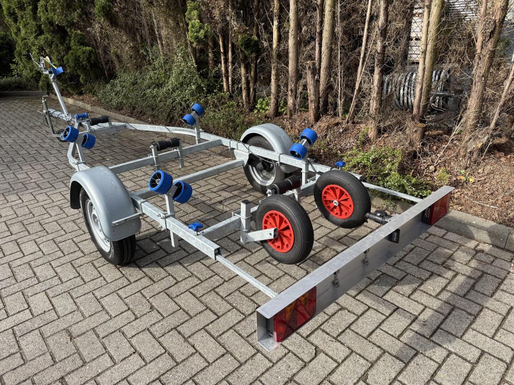 Zeer Mooie! 'TTH 750KG' KANTEL TRAILER CENTREERSET! Bj'20, Watersport en Boten, Boottrailers, Gebruikt