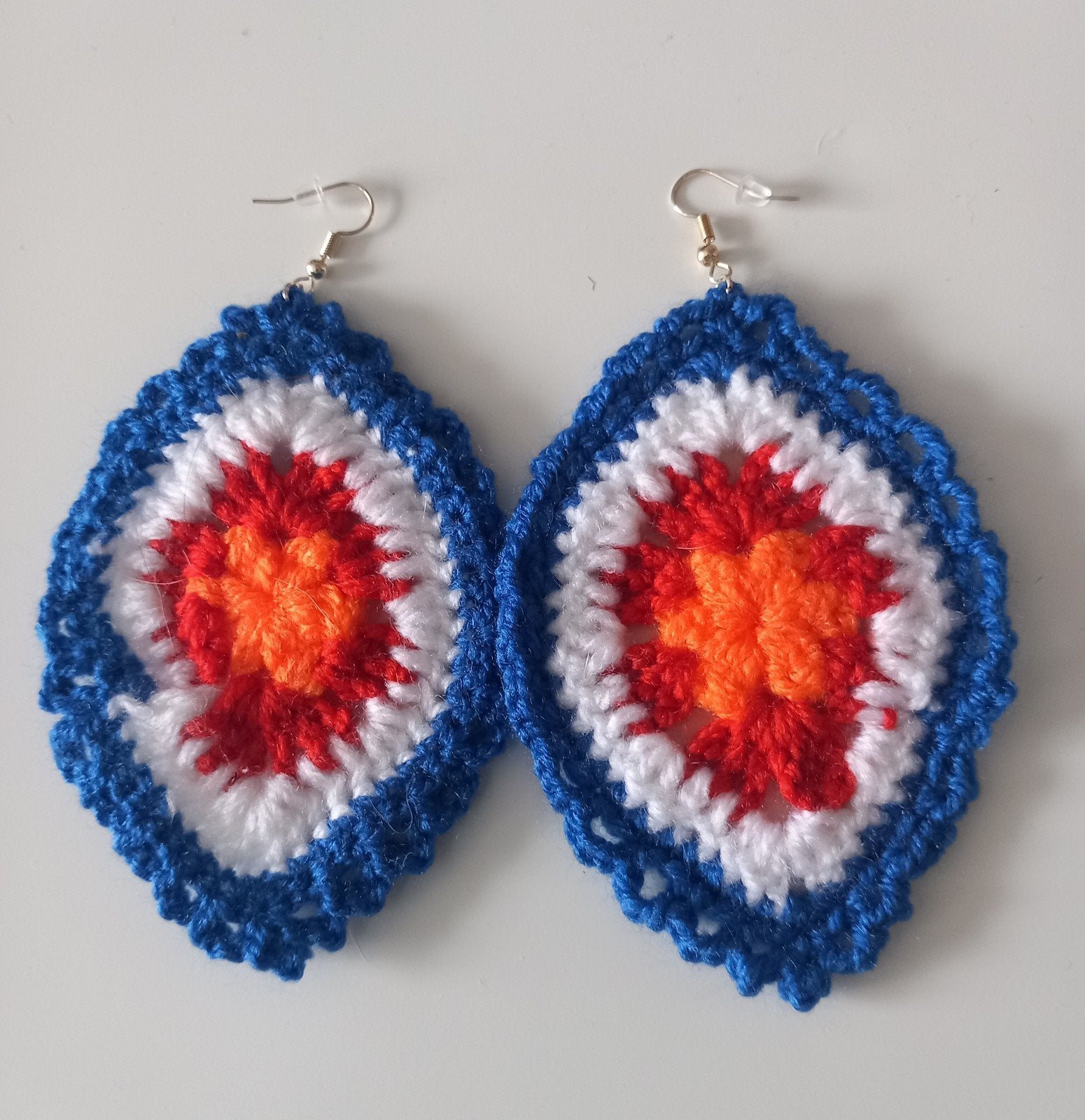 Gehaakte Oorbellen - Blauw, Wit, Rood, Oranje, Overige materialen, Hangers, Wit, Nieuw