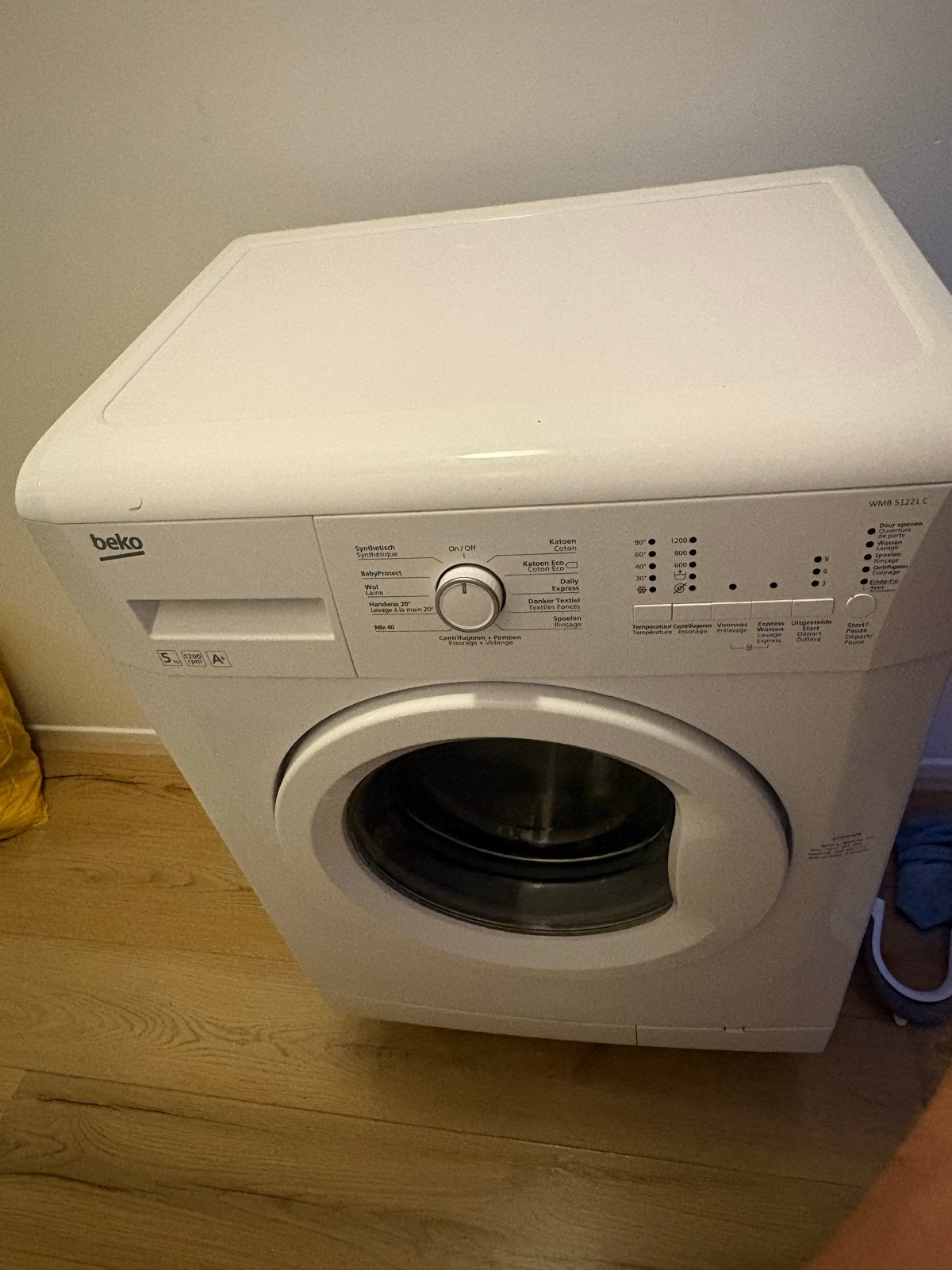 Beko Wasmachine 5kg, Witgoed en Apparatuur, Wasmachines, Ophalen, 4 tot 6 kg, Voorlader, Kort programma