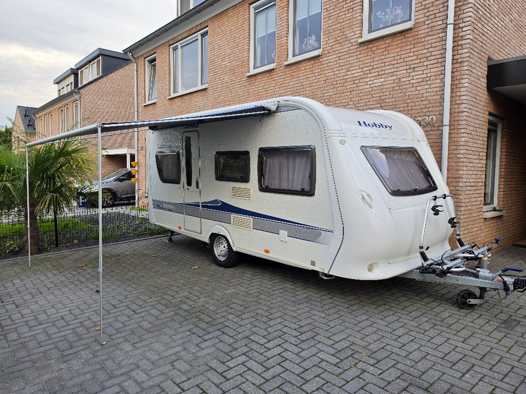Hobby 455 De Luxe Mover, Luifel,Thule Fietsdrager 75 kg, Caravans en Kamperen, Rondzit, Hobby, Particulier, Kluisje