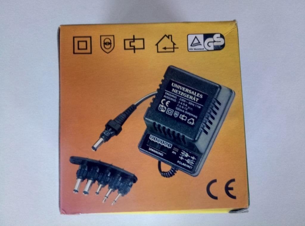MW 17GS Universele AC-DC 3-12 volt adaptor 500mA, Ophalen of Verzenden, Zo goed als nieuw, NA, MW
