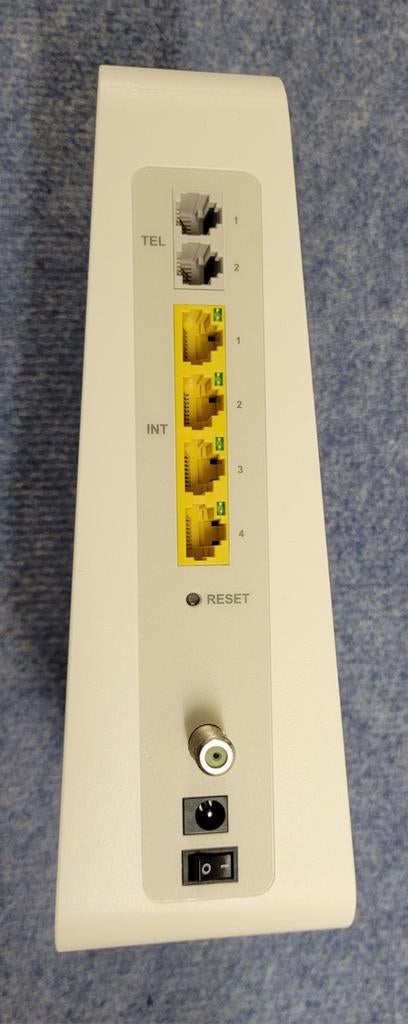 Modem smartWifi Ziggo, Computers en Software, Routers en Modems, Ophalen of Verzenden, Zo goed als nieuw, Router met modem, Ziggo