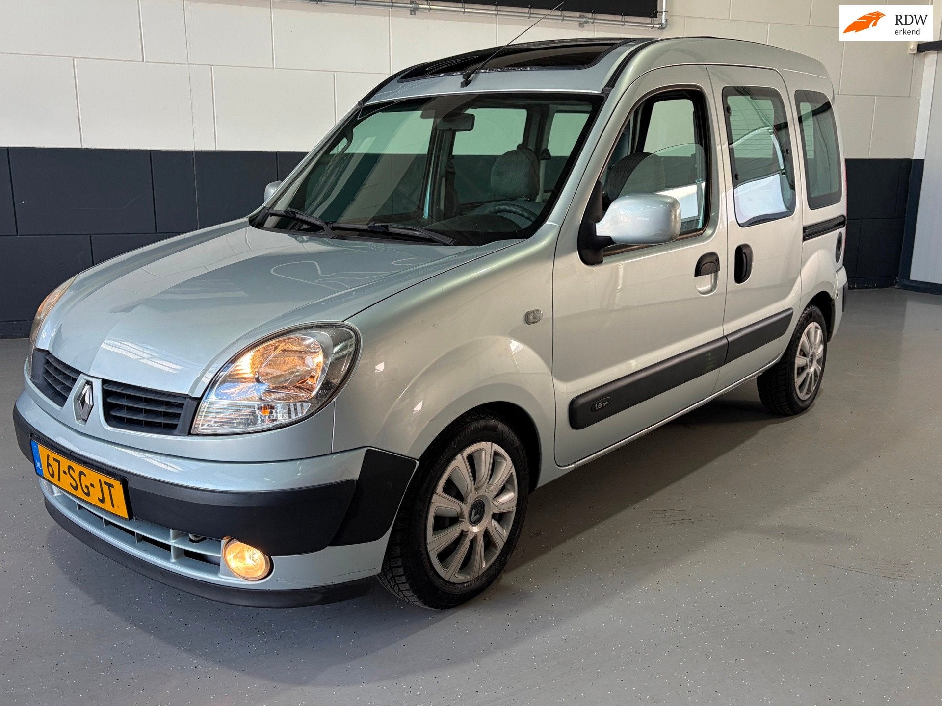 Renault Kangoo 1.6-16V Privilège rolstoel vervoer/ goederen, 1160 kg, Stof, Gebruikt, 49 €/maand