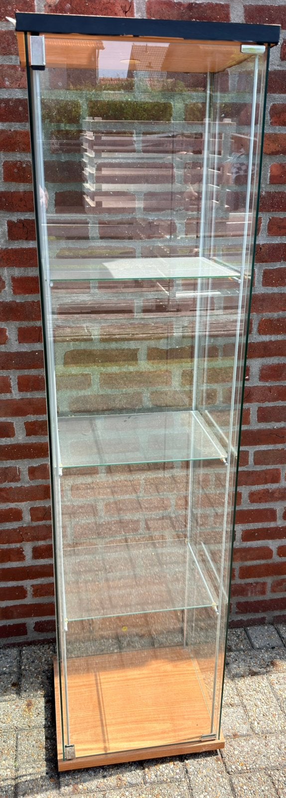 GRATIS vitrinekast, Ophalen, Minder dan 50 cm, Zo goed als nieuw, 150 tot 200 cm