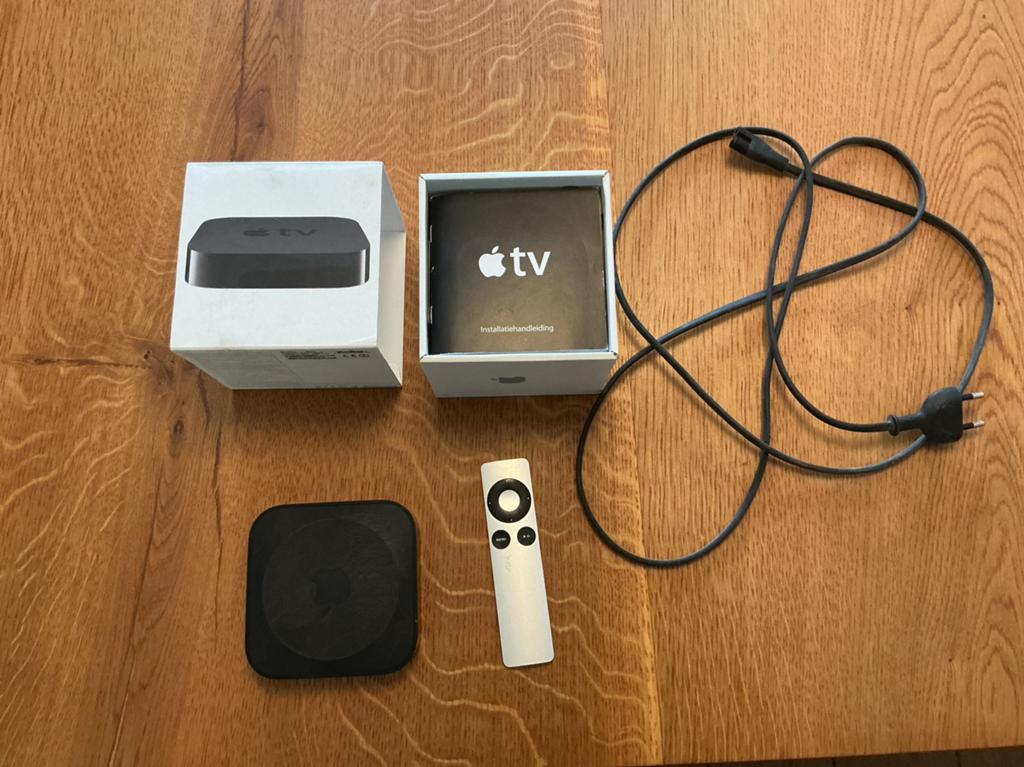 Apple TV met afstandsbediening en kabels generatie 3, Audio, Tv en Foto, Mediaspelers, Ophalen of Verzenden, Gebruikt, HDMI, Zonder harde schijf