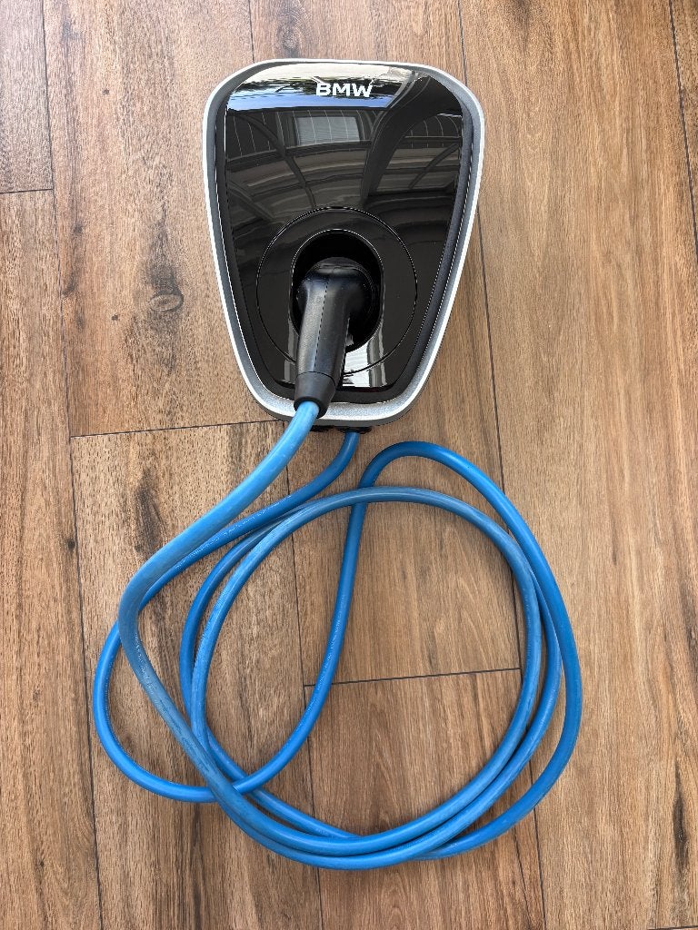 BMW Wallbox 22 kW (2024), Auto diversen, Laadpalen, Ophalen of Verzenden, Gebruikt, Laadpaal