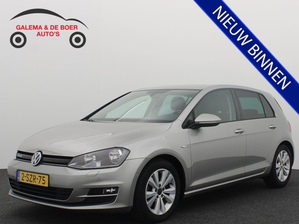 Volkswagen Golf 1.6 TDI Highline BlueMotion TREKHAAK / STOEL, Voorwielaandrijving, Euro 5, Stof, Gebruikt