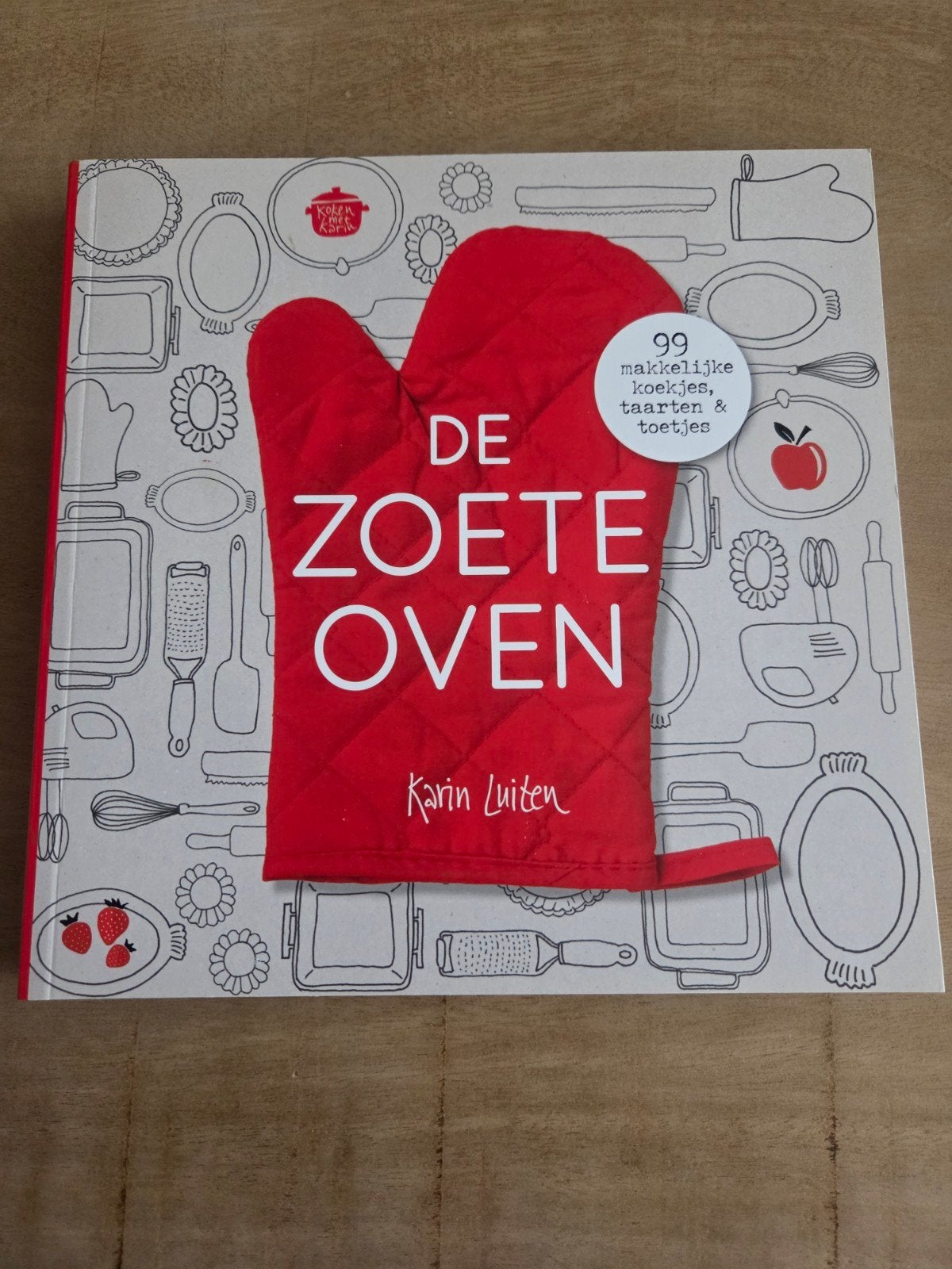 Karin Luiten - De zoete oven, Karin Luiten, Ophalen of Verzenden, Zo goed als nieuw, Taart, Gebak en Desserts