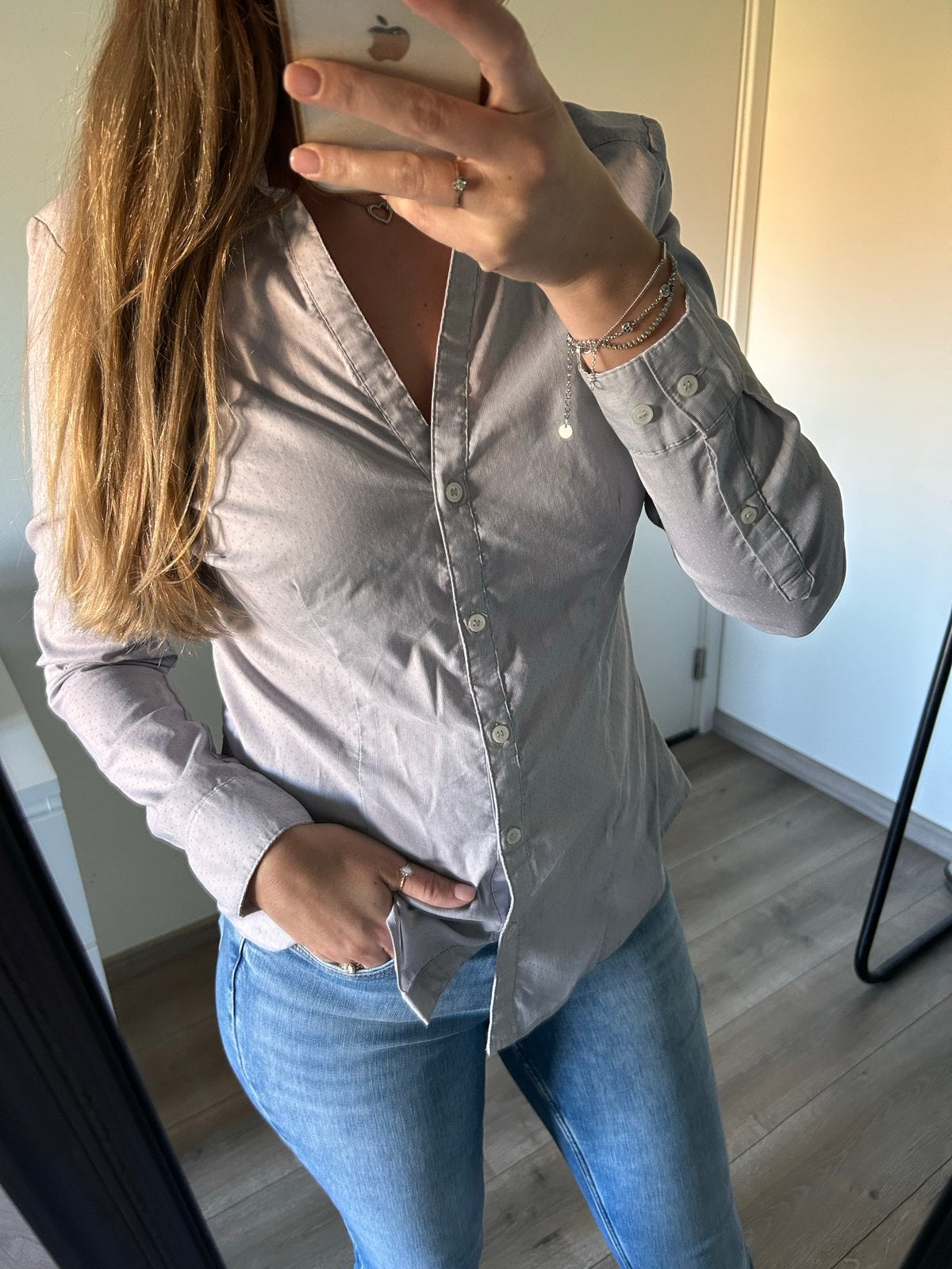 H&M Blouse Maat 42/44 (L) - Grijs met stippen, Kleding | Dames, Ophalen of Verzenden, Zo goed als nieuw, Maat 42/44 (L), Grijs